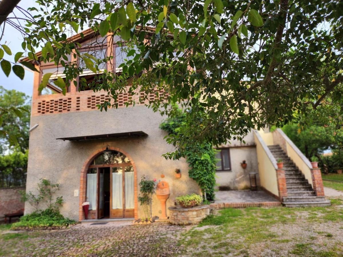 Bed and Breakfast Il Giuggiolo - La Collina Della Quiete Certaldo Exterior foto